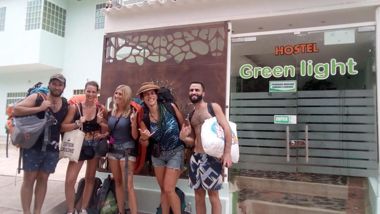 Hostel Green Light Taganga Buitenkant foto