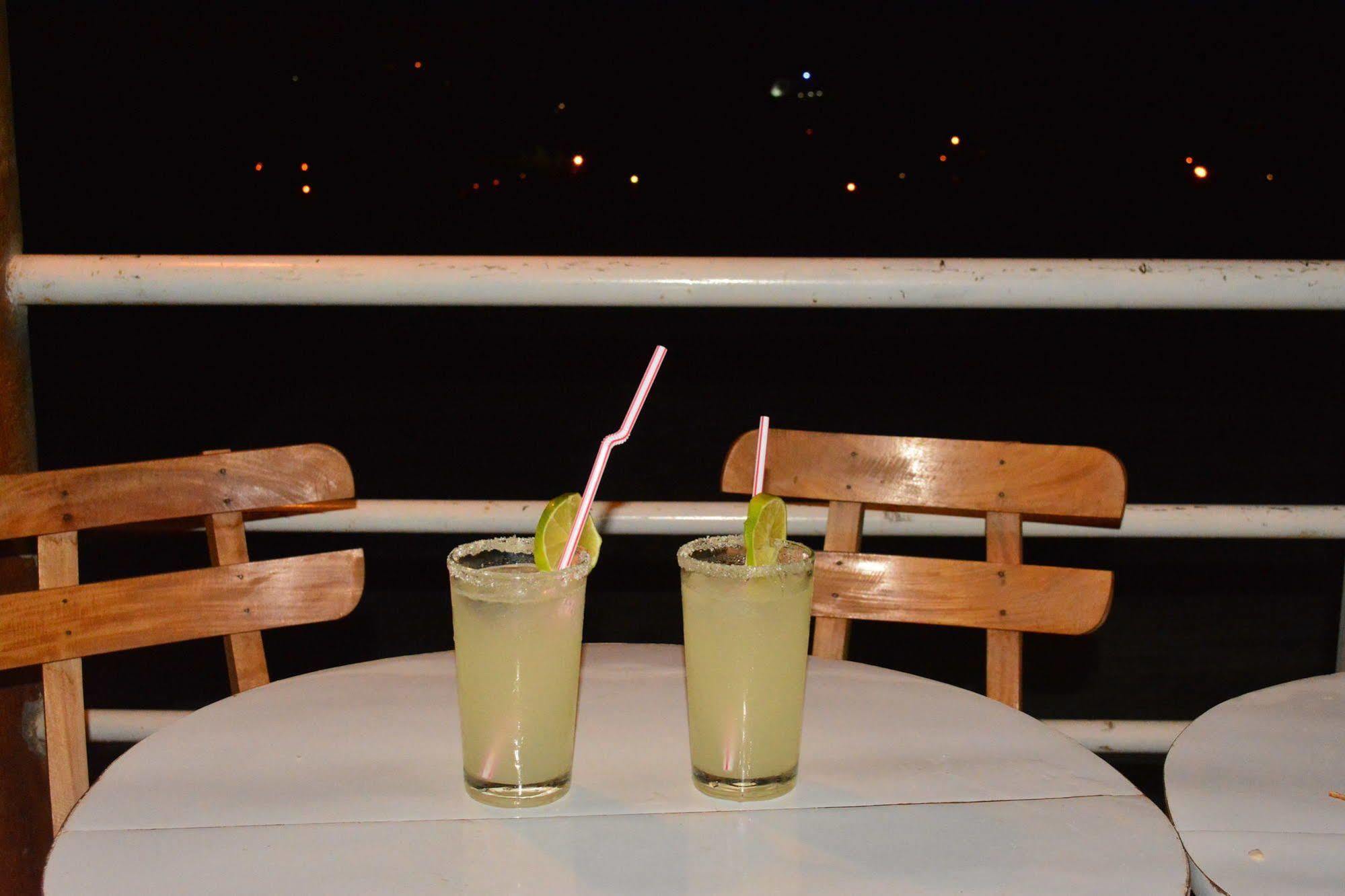 Hostel Green Light Taganga Buitenkant foto