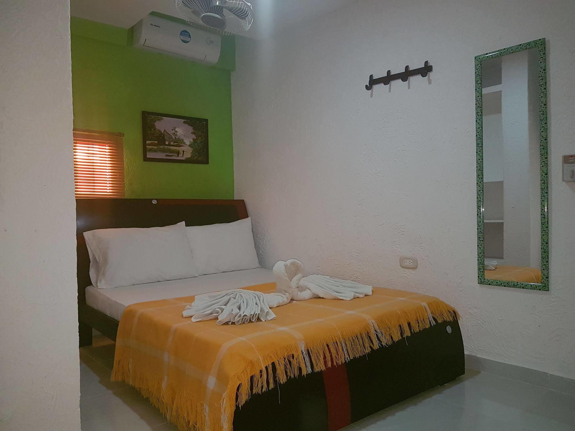 Hostel Green Light Taganga Buitenkant foto